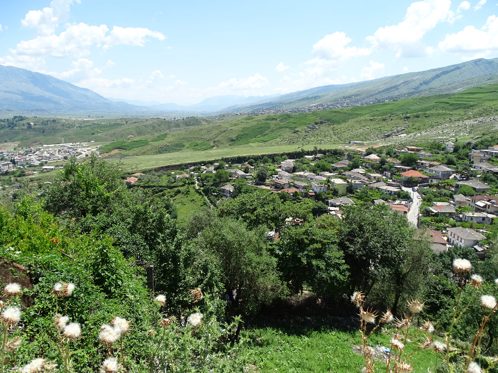 Gjirokastra (Photo license: CC BY 2.0)